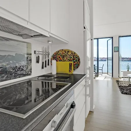 Amazing In With Kitchen *