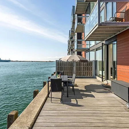 Amazing In With Kitchen Apartment *